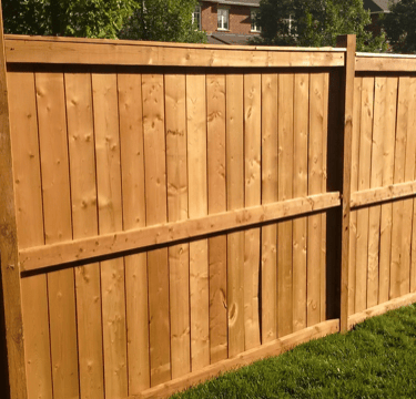 fencing contractor