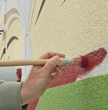 Les décors peints (peinture décorative) peuvent être réalisés sur des supports très variés, s'ils sont bien préparés en amont