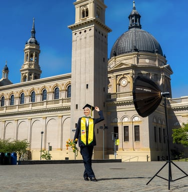 Outdoor portrait photo near Golden Gate Bridge