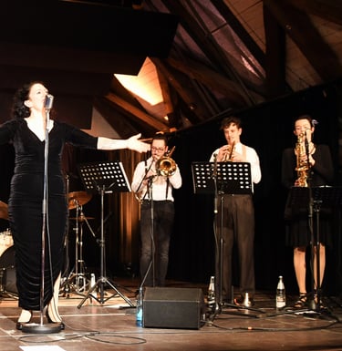 c MaBaker Swingdicate