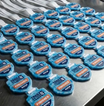 Médailles trail éco-responsable en production