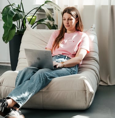 Aleksandra Poźniak UX writing redakcja copywriting