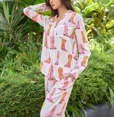 woman in pink pyjamas