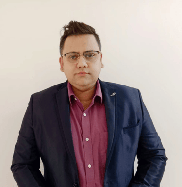 Founder and CEO of Advince & Ashutosh Kar