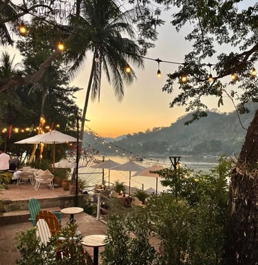Złota godzina Mekong Laos