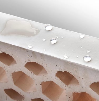 Ejemplo de como actúa la nanotecnológica de Aquashield Active de Tecnan. 