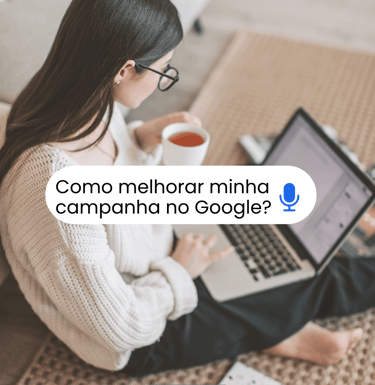 Imagem de uma cliente buscando melhorar sua campanha de anúncios no Google Ads.
