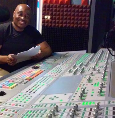 Maestro chavalier working music 