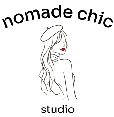 Nomade Chic Studio logo featuring a minimalist line art woman with a beret and red lips.