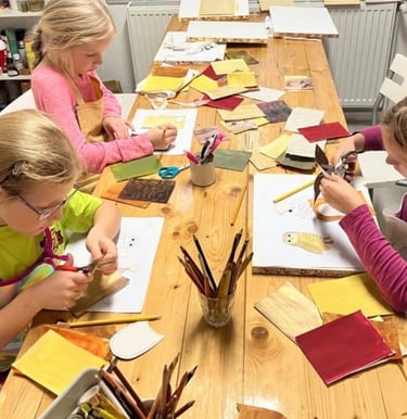 Dětské workshopy Creativity Lab – středy 15:30–17:30, věk 7–12 let, tvoření a kreativní aktivity s B