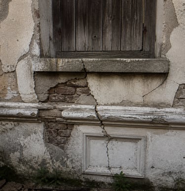 Rénovation de façade ancienne – SAN BAT