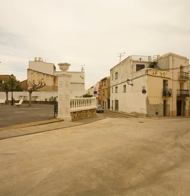 Entrada a la Plaza España de Sant Jordi, cerca de Carmens Rural