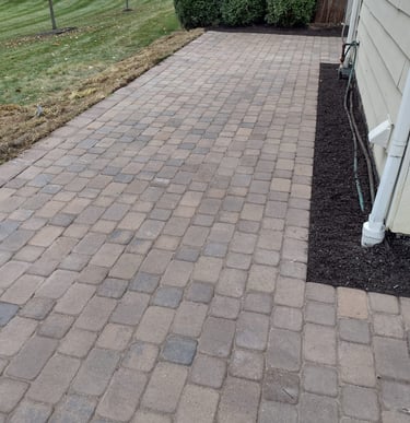 Unilock paver patio installed by contractor in Columbus Ohio