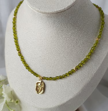 beaded necklace with pendant