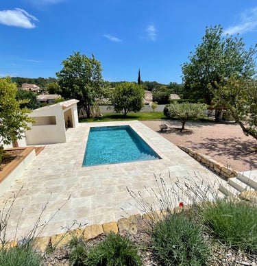 construction d'une piscine en béton armé par EGPR à Hyères