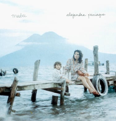 Portada del disco Madre.