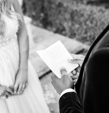 Elopement in Provence — intimate wedding in nature with editorial style