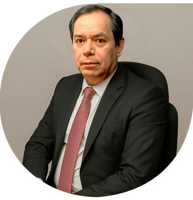 Retrato del Ing. Guillermo López, Gerente de Ventas en NOAM