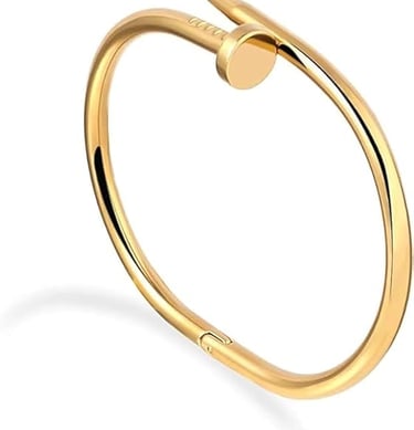Gold tone statement bracelet 