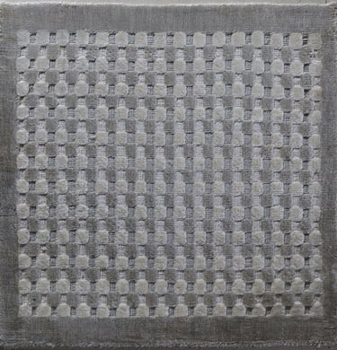 Handloom Rug made of 100% Viscose