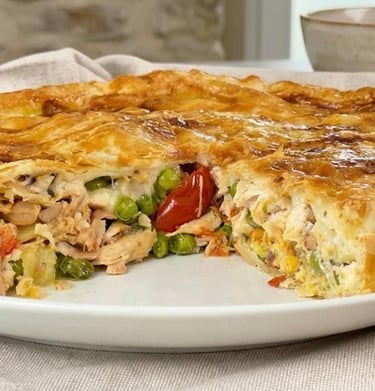 Chicken and vegetable puff pastry pie