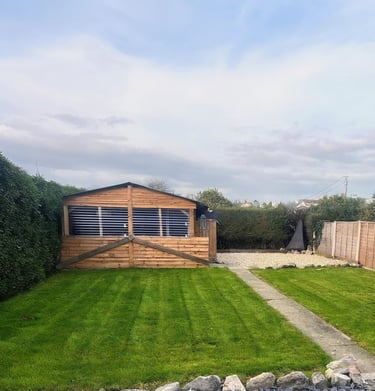 Garden maintenance Tidy up Bridgwater Somerset UK 