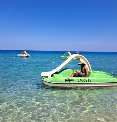 Pédalo en corse, ile rousse, lozari