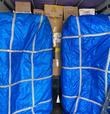 Sabırlar Nakliyat personeli eşya paketleme ve taşıma işlemi sırasında