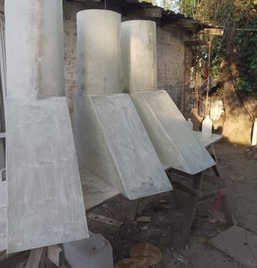 Tubos de fibra de vidrio listos para envío. Soluciones Masterplas para el transporte de químicos.