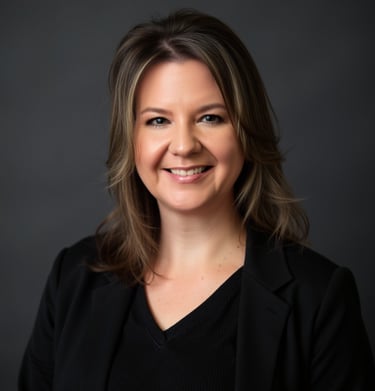 Head shot Denise Love