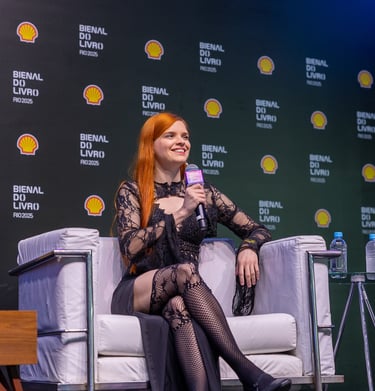 Palestra no Palco Apoteose. Bienal do Rio 2025.