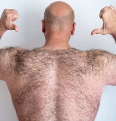 Depilação masculina costa na maquina ou cera