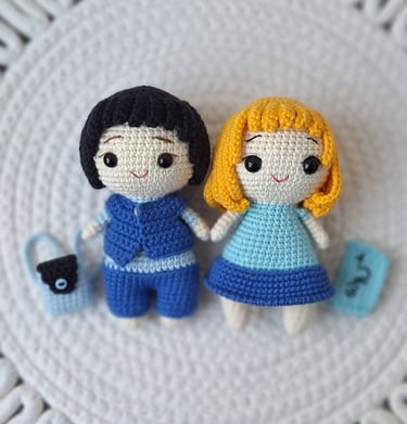 Rankų darbo, nerta vąšeliu lėlė, mokykla, rugsėjo pirmoji,, dovana