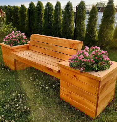 lauko-suoliukas-su-vazonais