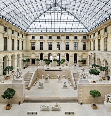 Palais du Louvre cours Marly