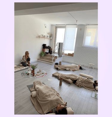 Martina guiding yoga students during a yoga nidra visualisation meditation in Lisbon