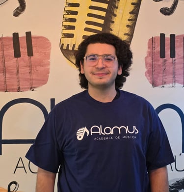 profe de guitarra clásica