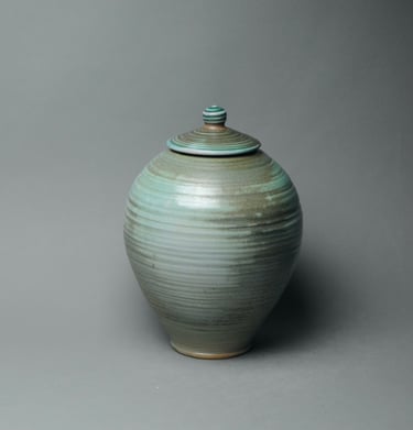 Covered jar
