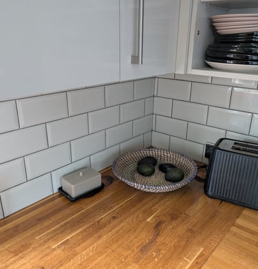 kitchen installation and tiling