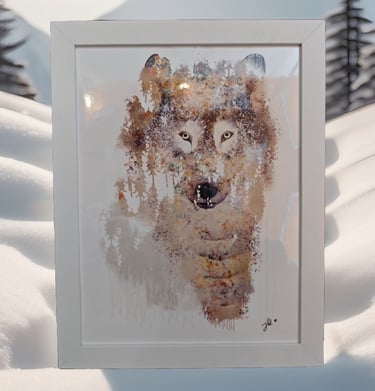 Affiche encadrée aquarelle d'un loup coloré, qui regarde droit devant avec des yeux perçants