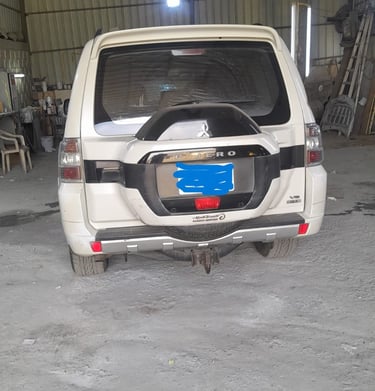 إصلاح سيارة في ورشة سمكرة جدة