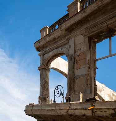Derrumbe de una utopía es una serie foto sobre la decadencia de Cuba