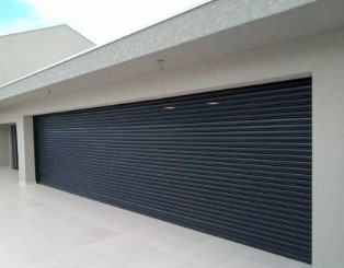 Porta de Enrolar em São Cristóvão RJ9