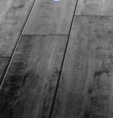 Hidrolaqueado en acabado mate, ideal para un estilo natural y moderno en pisos de madera.