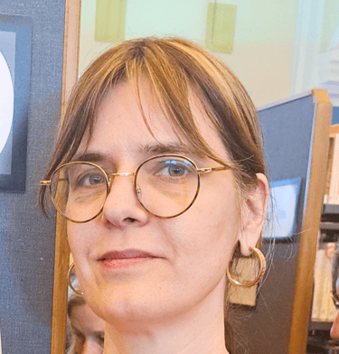 Lors du lancement de la collection Plumes de Rosepatrie