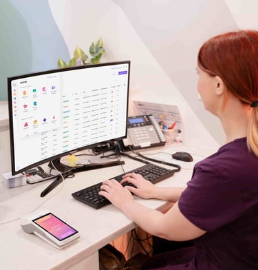 lady using computer
