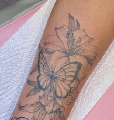 fine line tattoo ostschwitz