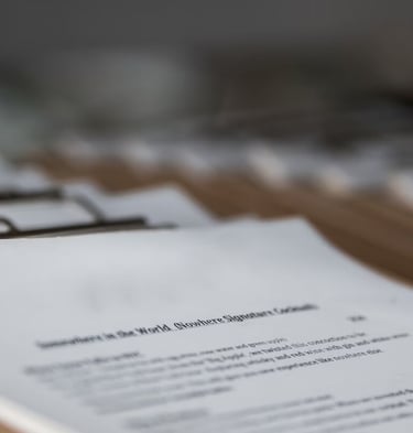 Certificaciones y actualización de documentos a distancia para empresas y profesionales en Uruguay