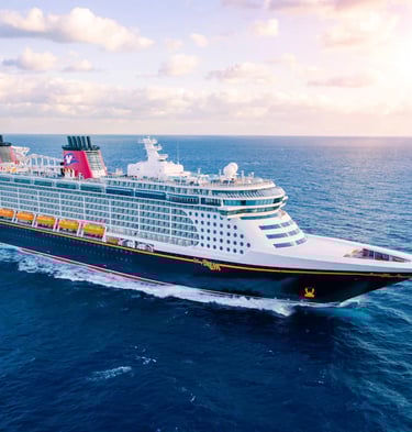 disney dream de disney cruise line navegando en el océano