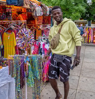 Reinhard Mokros: Afrika Markt auf dem Alexanderplatz